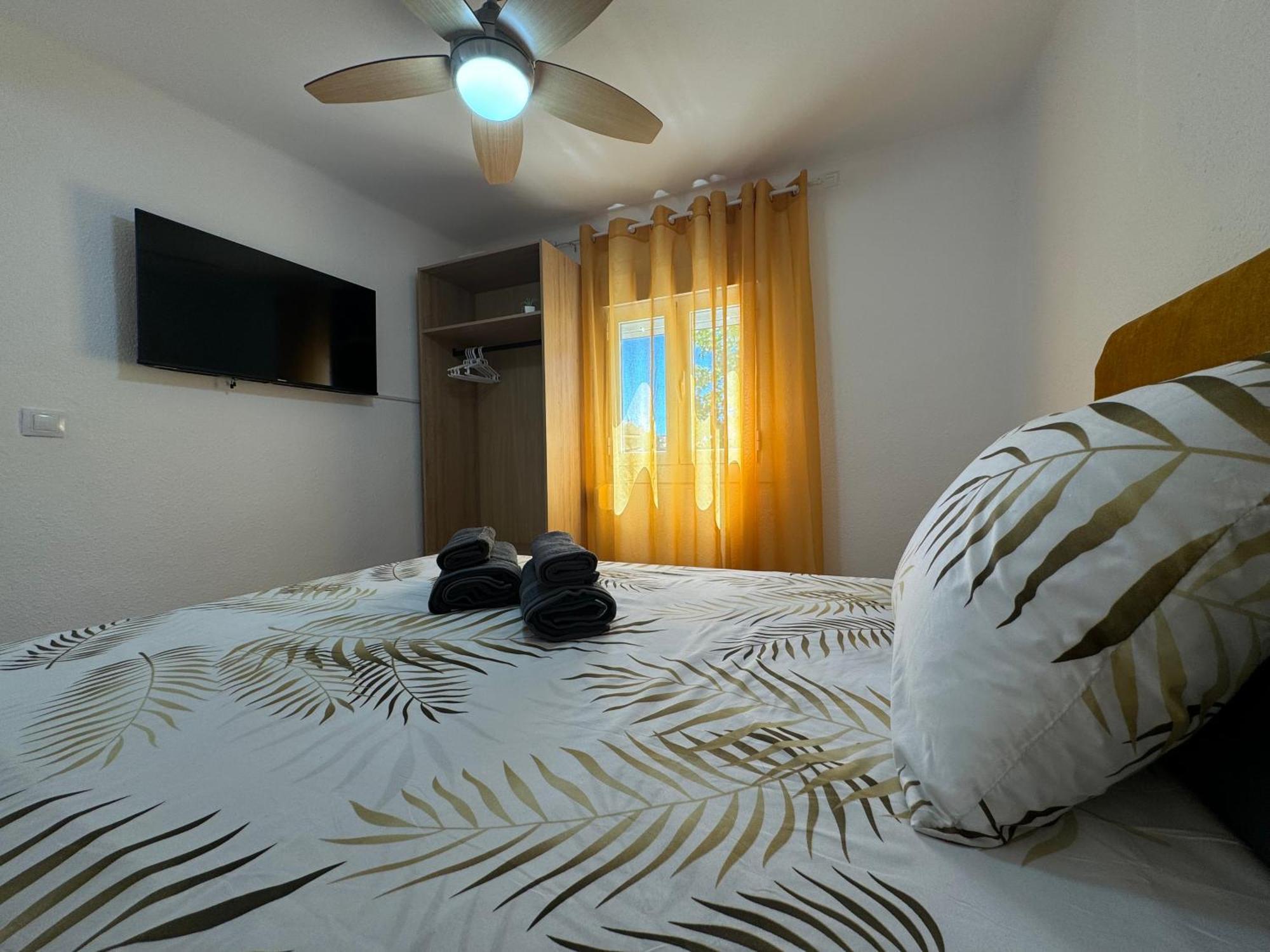 Apartamento Alarcon En Zona Av Espana - Hospital Albacete Buitenkant foto